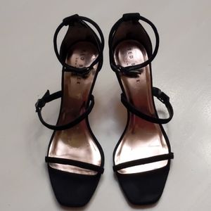 Ted Baker London Heel